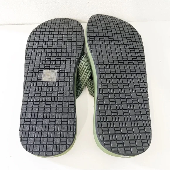 Men’s Lightweight Flip Flops-Size-11 - Picture 4 of 4